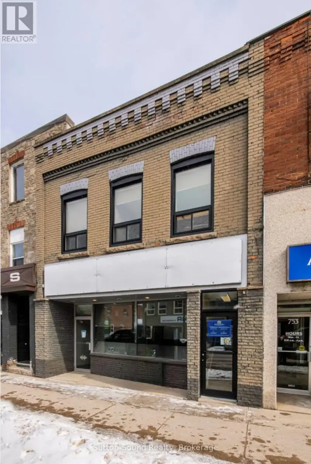 757 2nd Avenue E, Owen Sound